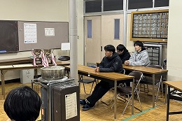 岡谷南高校 放送部コンテスト報告会で大会の成果について共有する様子
