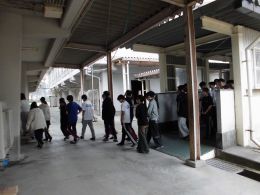 岡谷南高校 避難訓練 避難中