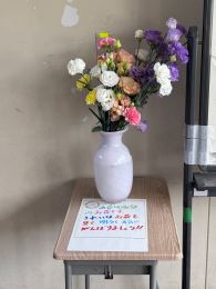 岡谷南高校 JA信州諏訪の皆さまより 花瓶に生けた切り花